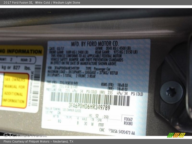 White Gold / Medium Light Stone 2017 Ford Fusion SE
