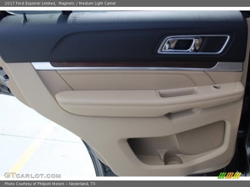 Magnetic / Medium Light Camel 2017 Ford Explorer Limited