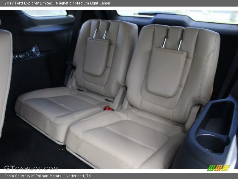 Magnetic / Medium Light Camel 2017 Ford Explorer Limited