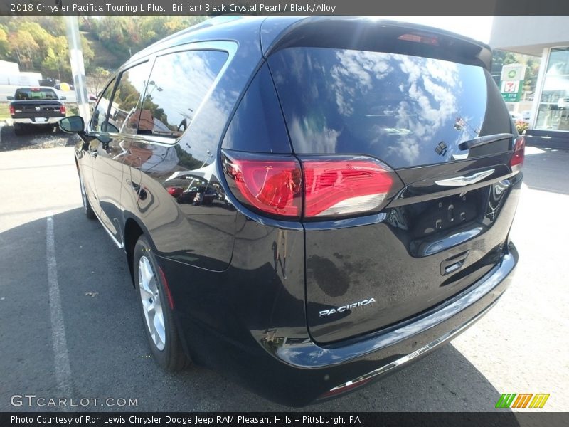 Brilliant Black Crystal Pearl / Black/Alloy 2018 Chrysler Pacifica Touring L Plus