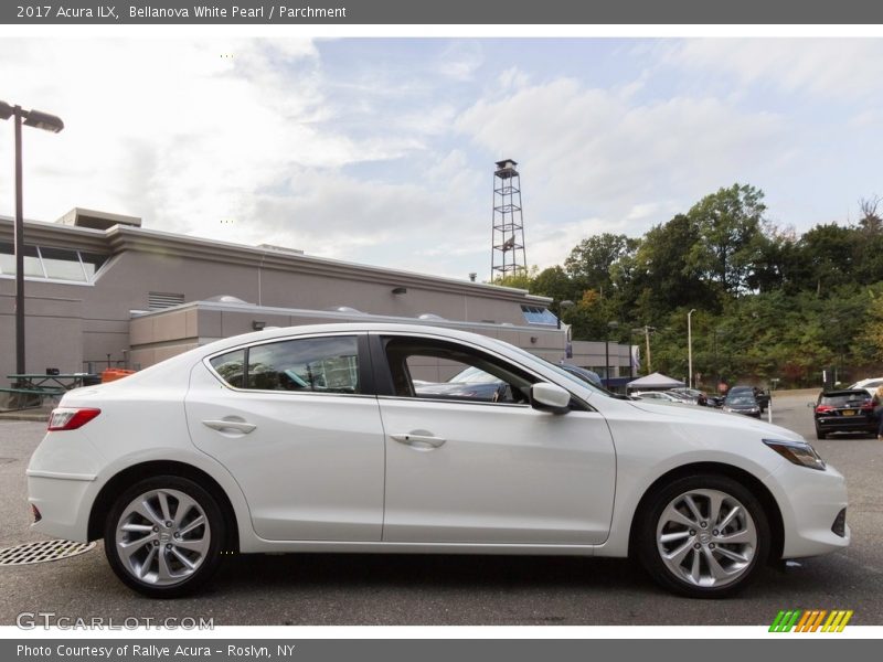 Bellanova White Pearl / Parchment 2017 Acura ILX