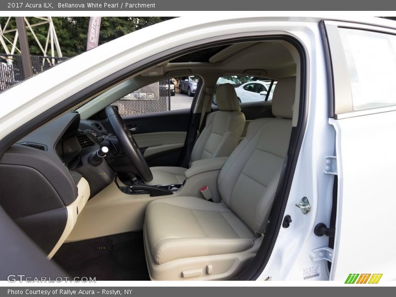 Bellanova White Pearl / Parchment 2017 Acura ILX