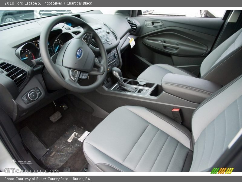 Ingot Silver / Charcoal Black 2018 Ford Escape S
