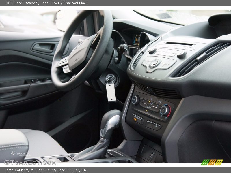Ingot Silver / Charcoal Black 2018 Ford Escape S