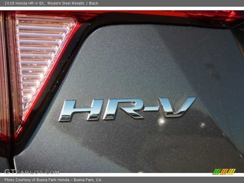 Modern Steel Metallic / Black 2018 Honda HR-V EX