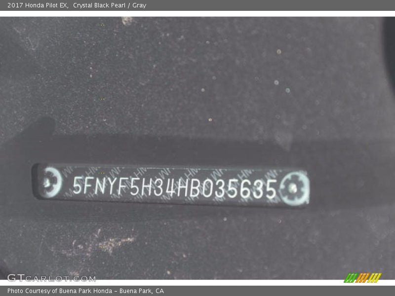 Crystal Black Pearl / Gray 2017 Honda Pilot EX