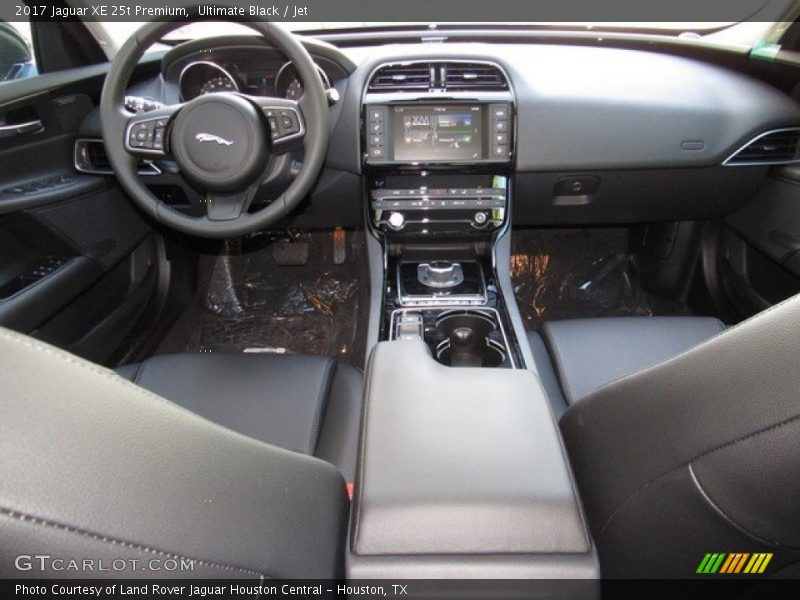 Ultimate Black / Jet 2017 Jaguar XE 25t Premium