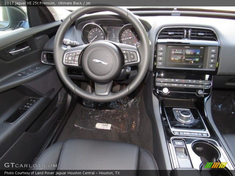 Ultimate Black / Jet 2017 Jaguar XE 25t Premium