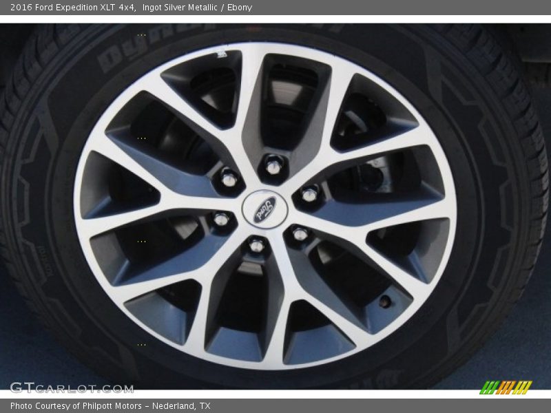 Ingot Silver Metallic / Ebony 2016 Ford Expedition XLT 4x4