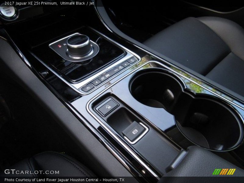 Ultimate Black / Jet 2017 Jaguar XE 25t Premium