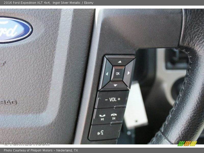 Ingot Silver Metallic / Ebony 2016 Ford Expedition XLT 4x4