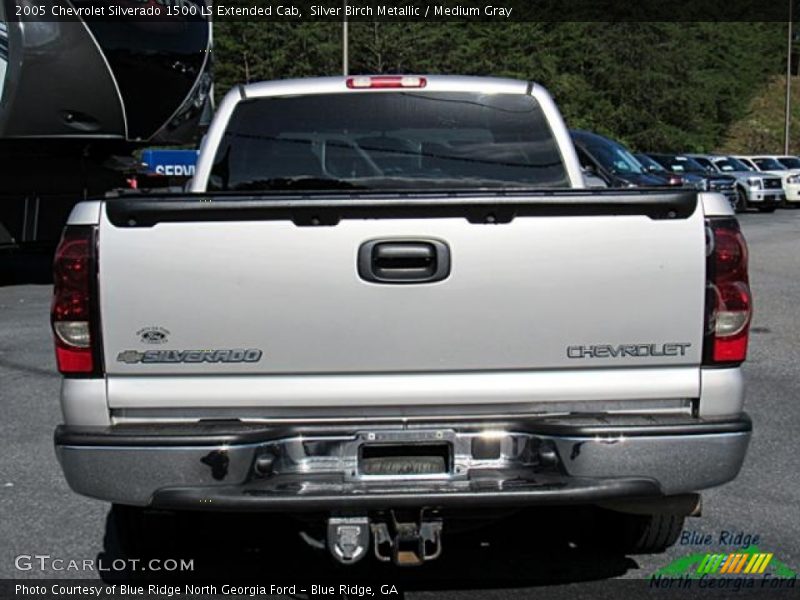 Silver Birch Metallic / Medium Gray 2005 Chevrolet Silverado 1500 LS Extended Cab