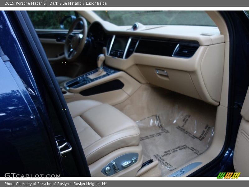 Dark Blue Metallic / Luxor Beige 2015 Porsche Macan S