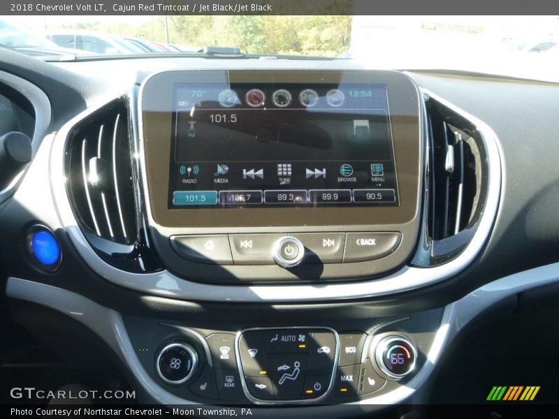Controls of 2018 Volt LT