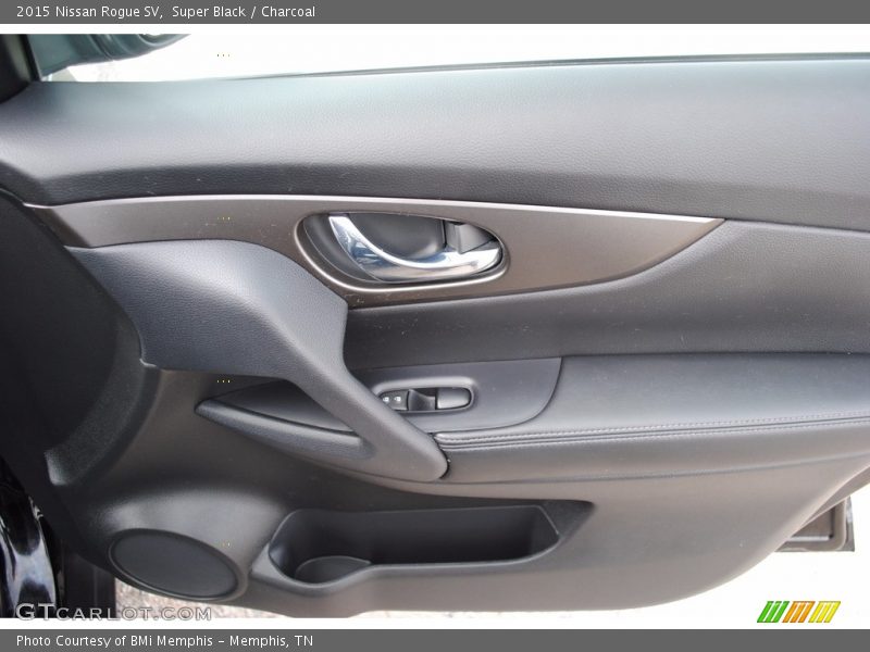 Super Black / Charcoal 2015 Nissan Rogue SV