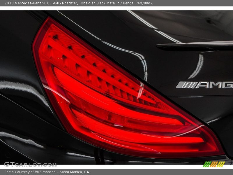 Obsidian Black Metallic / Bengal Red/Black 2018 Mercedes-Benz SL 63 AMG Roadster