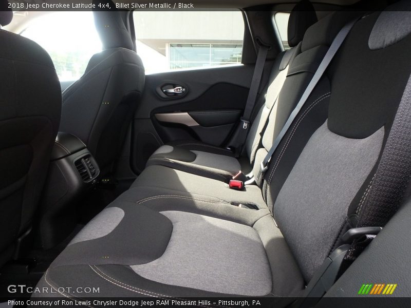 Billet Silver Metallic / Black 2018 Jeep Cherokee Latitude 4x4