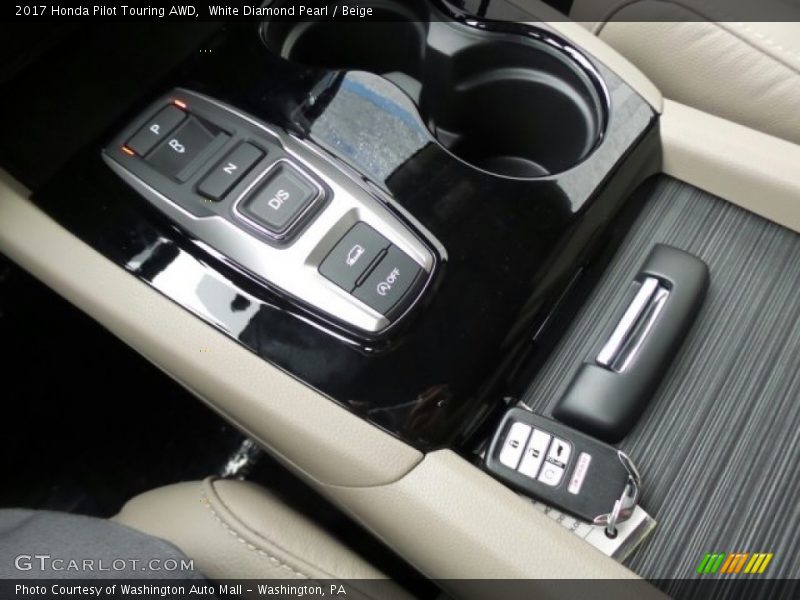 White Diamond Pearl / Beige 2017 Honda Pilot Touring AWD