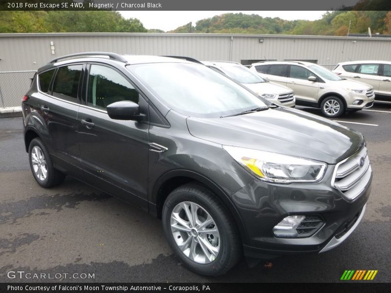 Magnetic / Charcoal Black 2018 Ford Escape SE 4WD