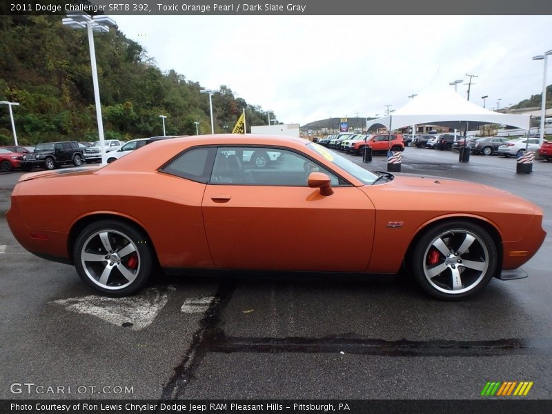 Toxic Orange Pearl / Dark Slate Gray 2011 Dodge Challenger SRT8 392