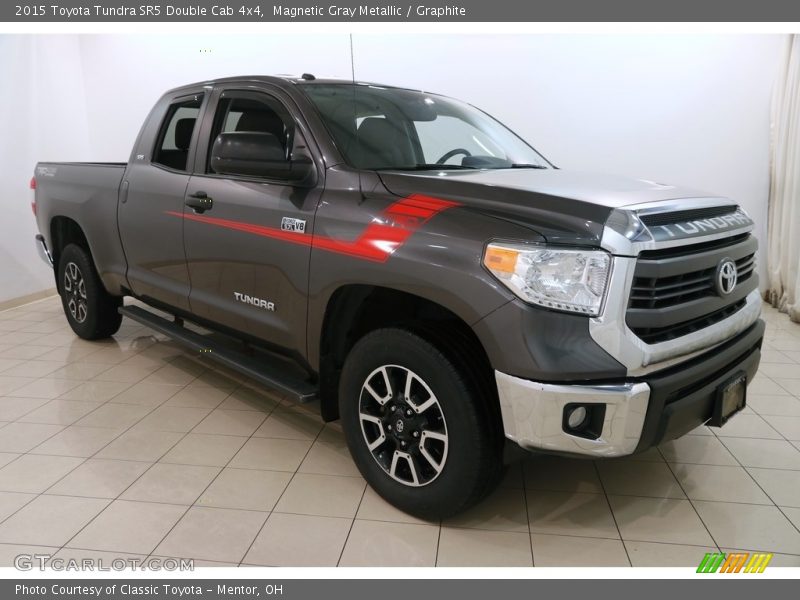 Magnetic Gray Metallic / Graphite 2015 Toyota Tundra SR5 Double Cab 4x4