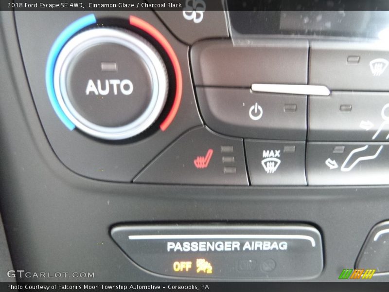 Cinnamon Glaze / Charcoal Black 2018 Ford Escape SE 4WD