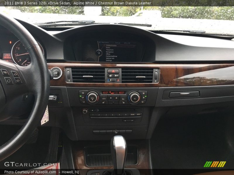 Alpine White / Chestnut Brown Dakota Leather 2011 BMW 3 Series 328i xDrive Sedan