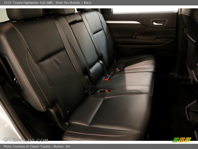 Silver Sky Metallic / Black 2015 Toyota Highlander XLE AWD