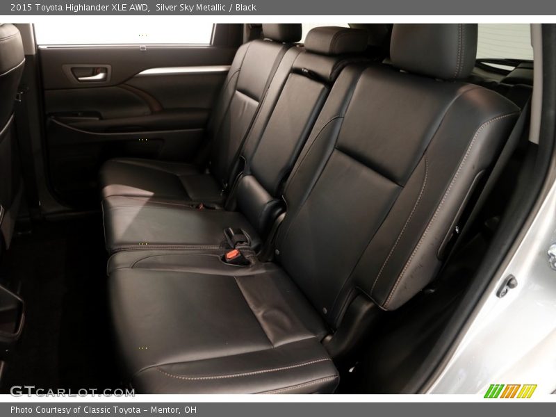 Silver Sky Metallic / Black 2015 Toyota Highlander XLE AWD