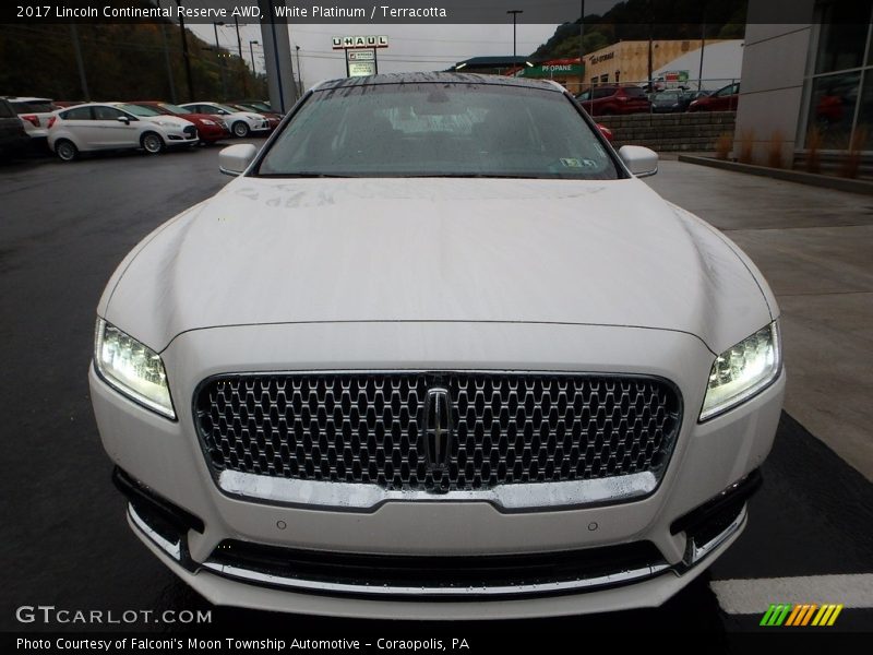 White Platinum / Terracotta 2017 Lincoln Continental Reserve AWD