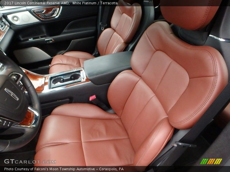 Front Seat of 2017 Continental Reserve AWD