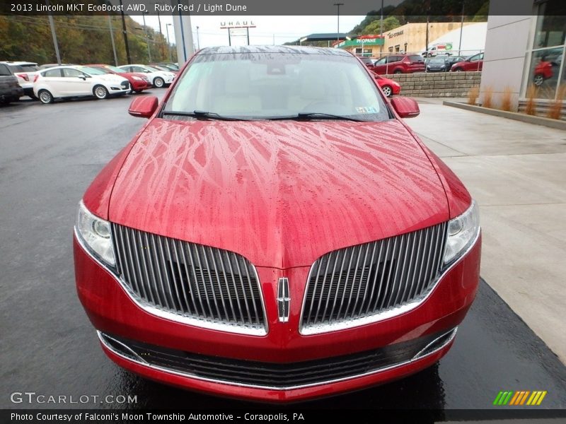 Ruby Red / Light Dune 2013 Lincoln MKT EcoBoost AWD