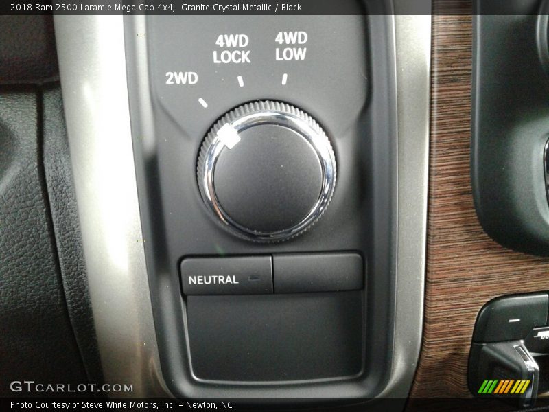 Controls of 2018 2500 Laramie Mega Cab 4x4