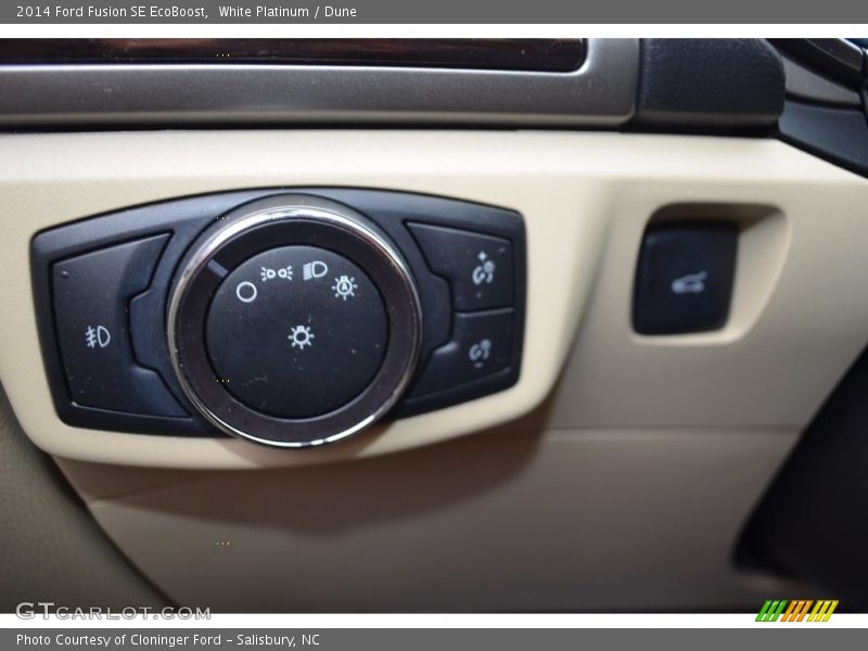 White Platinum / Dune 2014 Ford Fusion SE EcoBoost