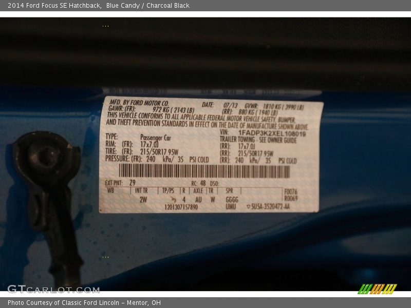 Blue Candy / Charcoal Black 2014 Ford Focus SE Hatchback