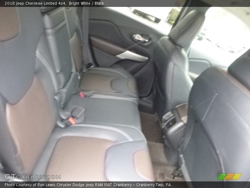 Bright White / Black 2018 Jeep Cherokee Limited 4x4