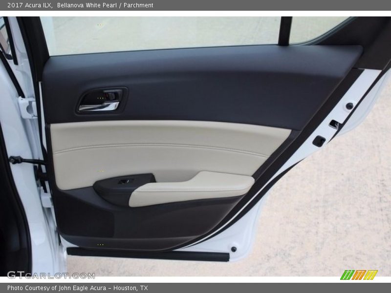 Bellanova White Pearl / Parchment 2017 Acura ILX