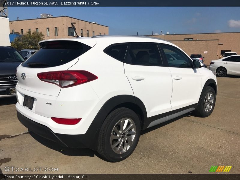 Dazzling White / Gray 2017 Hyundai Tucson SE AWD