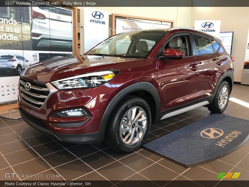 Ruby Wine / Beige 2017 Hyundai Tucson SE AWD