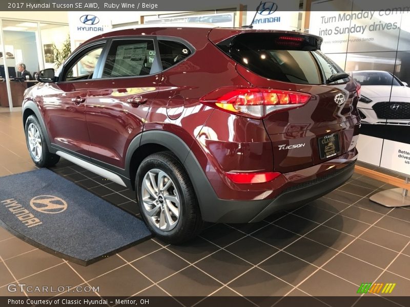 Ruby Wine / Beige 2017 Hyundai Tucson SE AWD