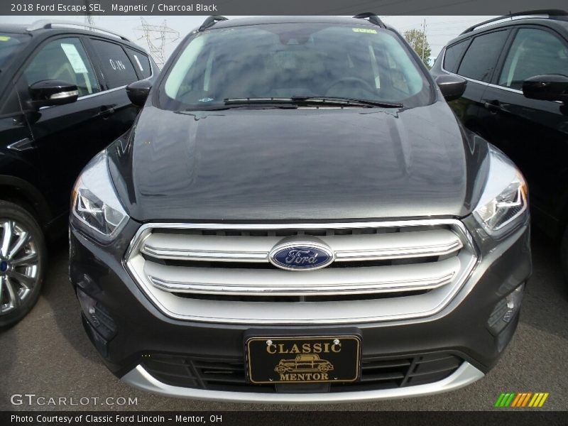 Magnetic / Charcoal Black 2018 Ford Escape SEL