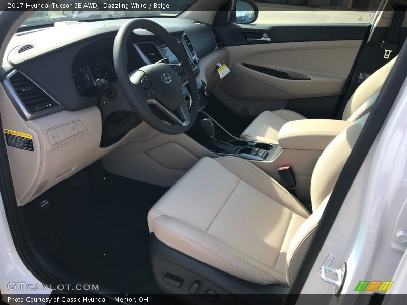 Dazzling White / Beige 2017 Hyundai Tucson SE AWD