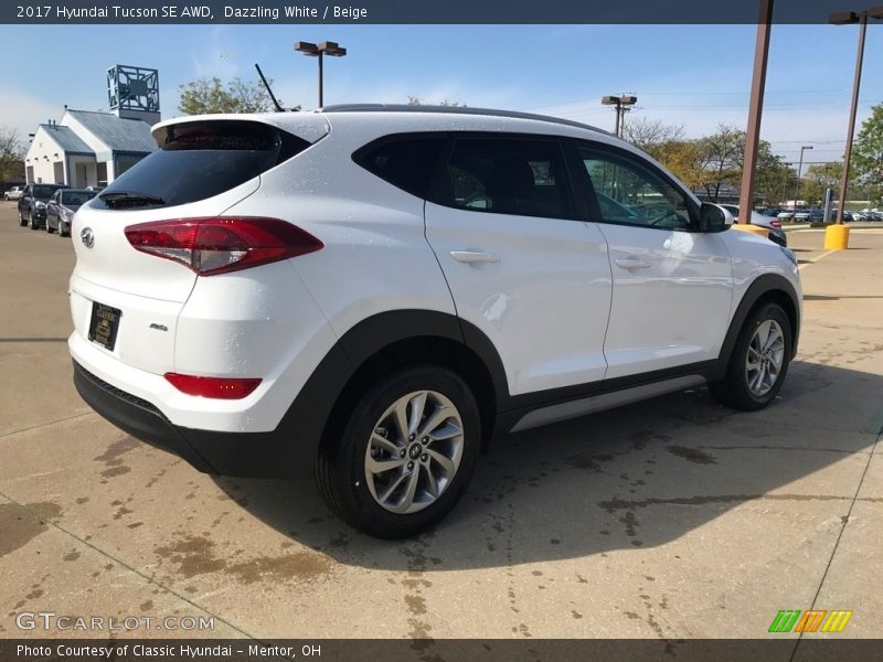 Dazzling White / Beige 2017 Hyundai Tucson SE AWD