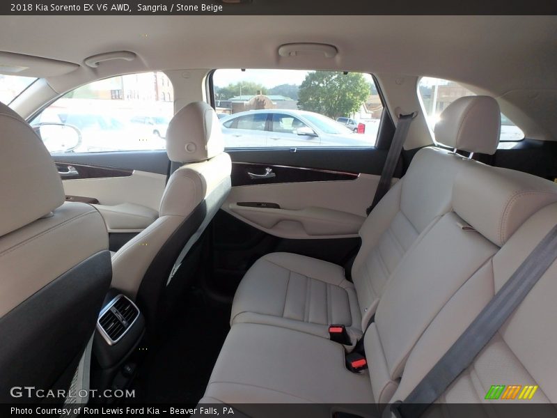 Rear Seat of 2018 Sorento EX V6 AWD