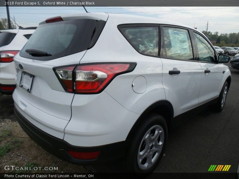 Oxford White / Charcoal Black 2018 Ford Escape S