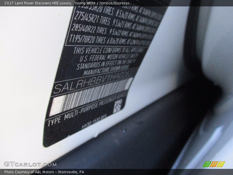 Yulong White / Nimbus/Espresso 2017 Land Rover Discovery HSE Luxury