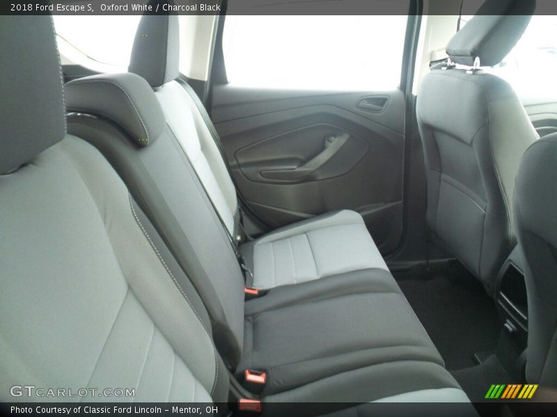Oxford White / Charcoal Black 2018 Ford Escape S
