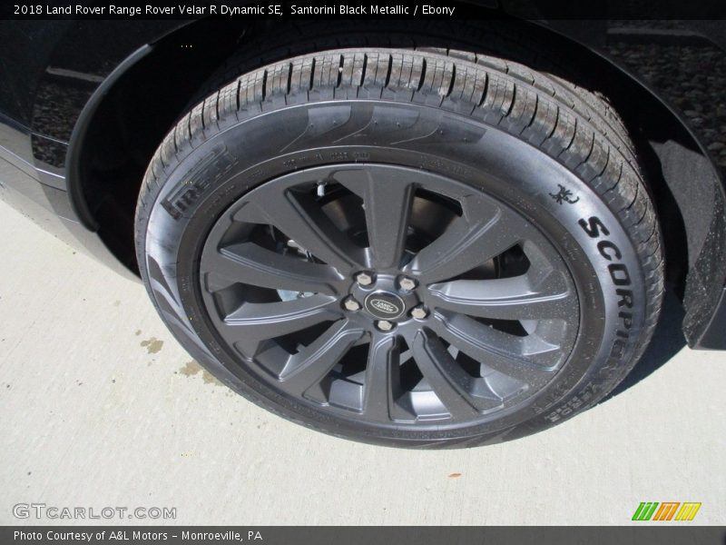 Santorini Black Metallic / Ebony 2018 Land Rover Range Rover Velar R Dynamic SE