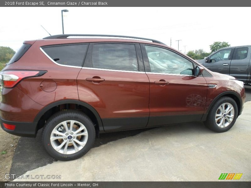 Cinnamon Glaze / Charcoal Black 2018 Ford Escape SE