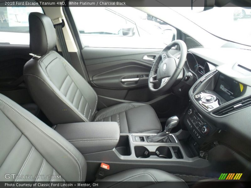 White Platinum / Charcoal Black 2018 Ford Escape Titanium 4WD